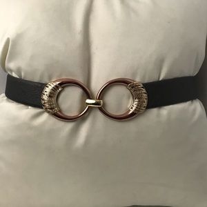CHICO’S rose gold and brown leather belt M/L